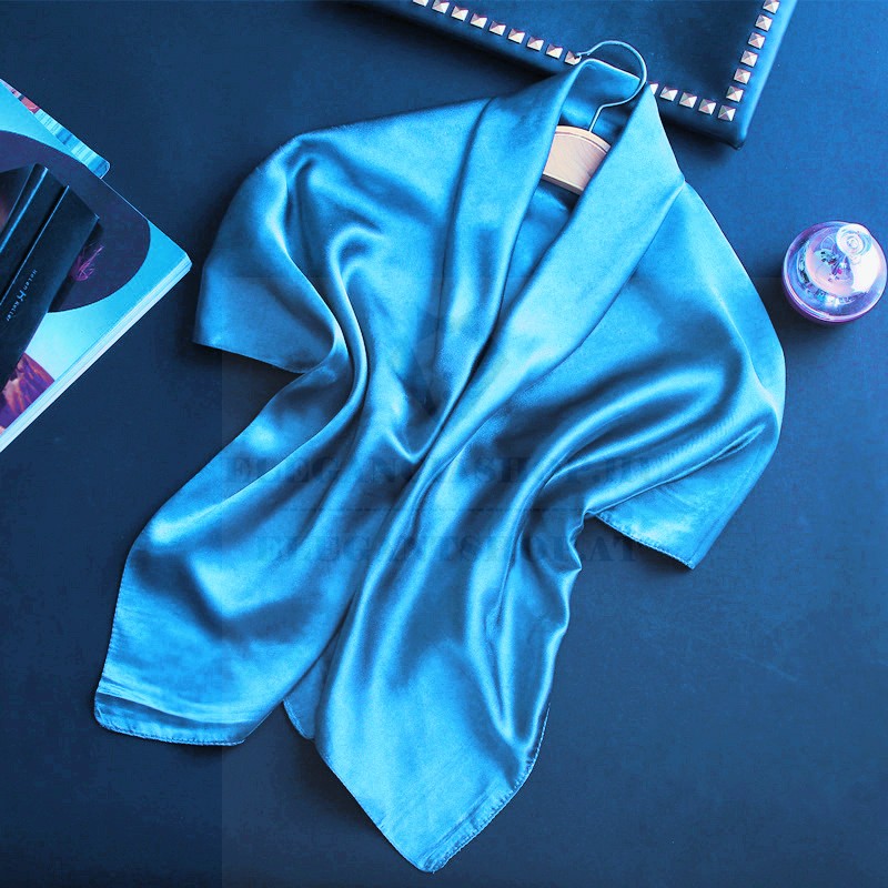 Szatén női csokornyakkendő - Türkízkék