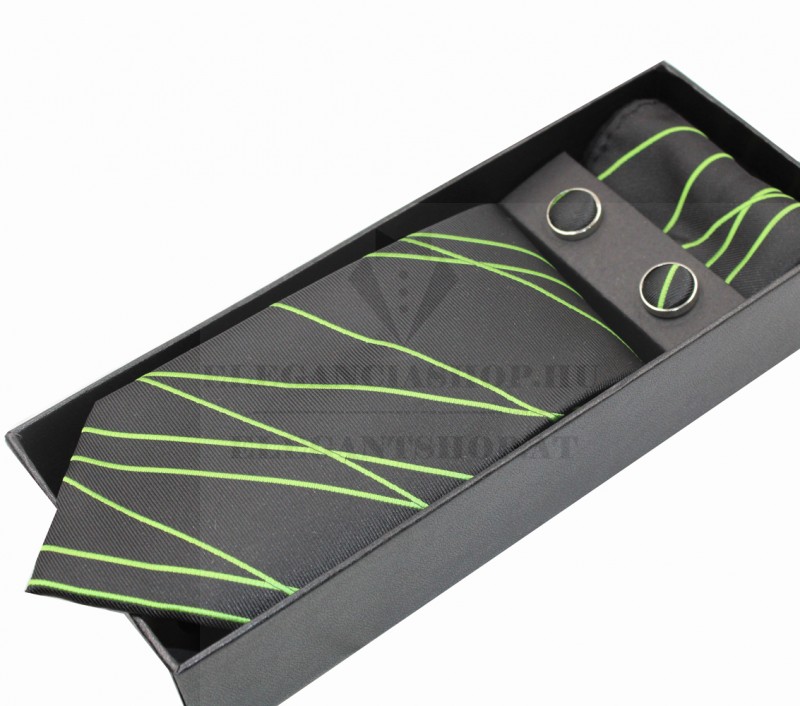 Szatén gyerek díszzsebkendő - Sötétzöld