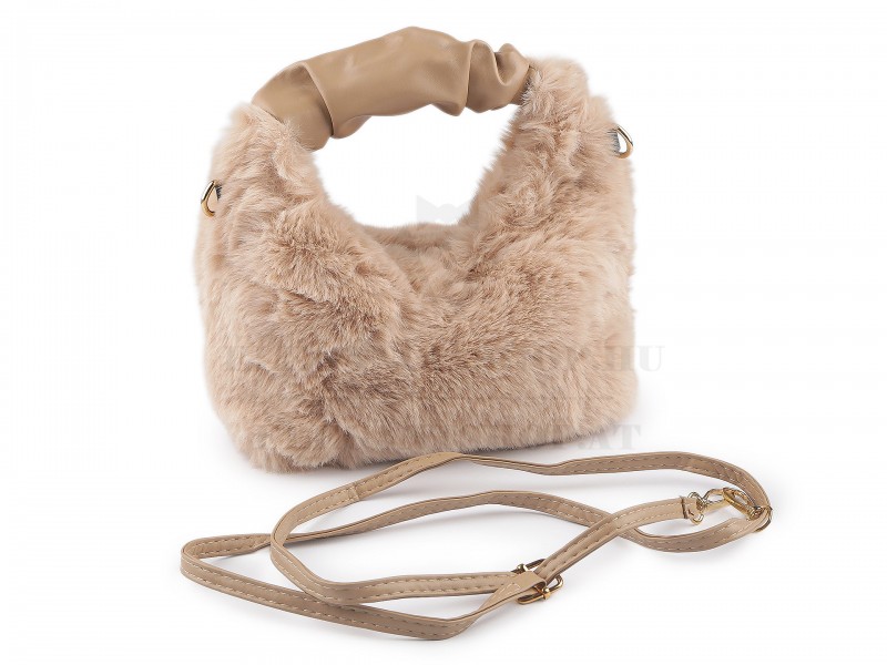 Szőrmés kézitáska - 24x21 cm