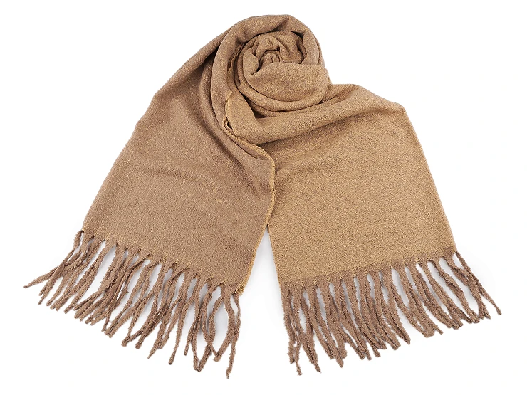 Női téli sál rojtokkal