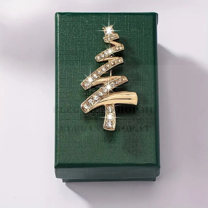 Strassz karácsonyfa bross