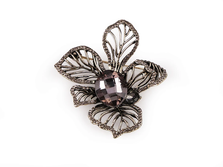 Bross csiszolt kövekkel