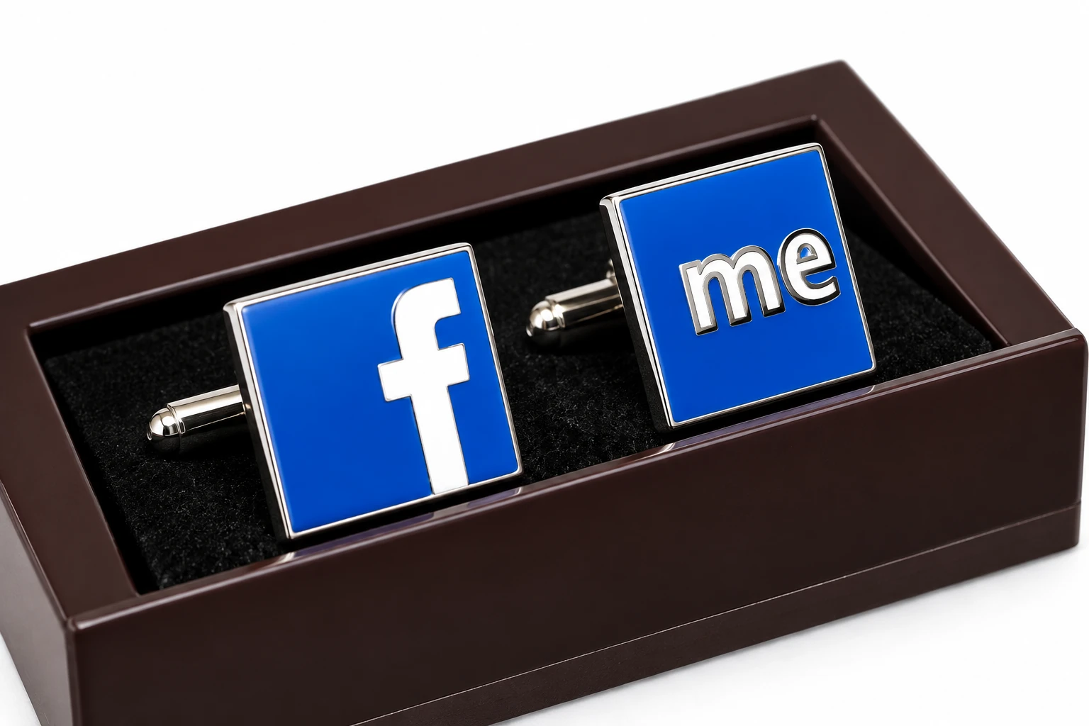 Vincitore mandzsetta díszdobozban - Facebook